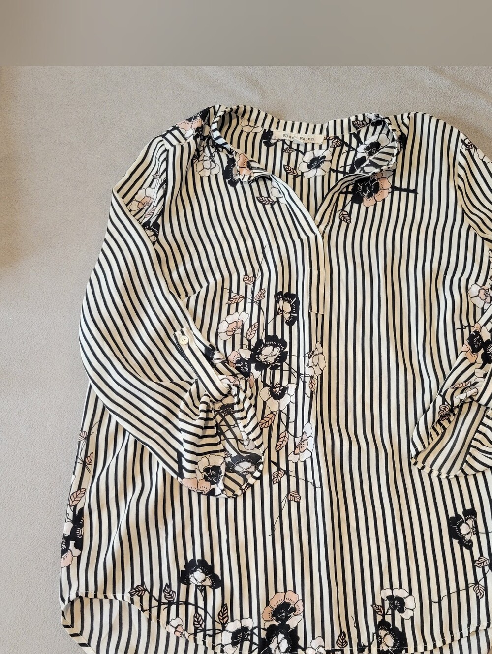 Black Rainn Black White Floral Strips Top Blouse Size Small